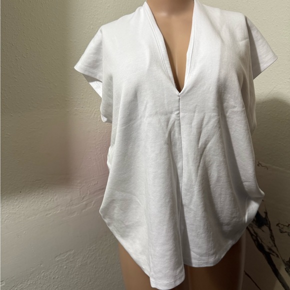 Zara White V-Neck Blouse size S - Picture 2 of 3